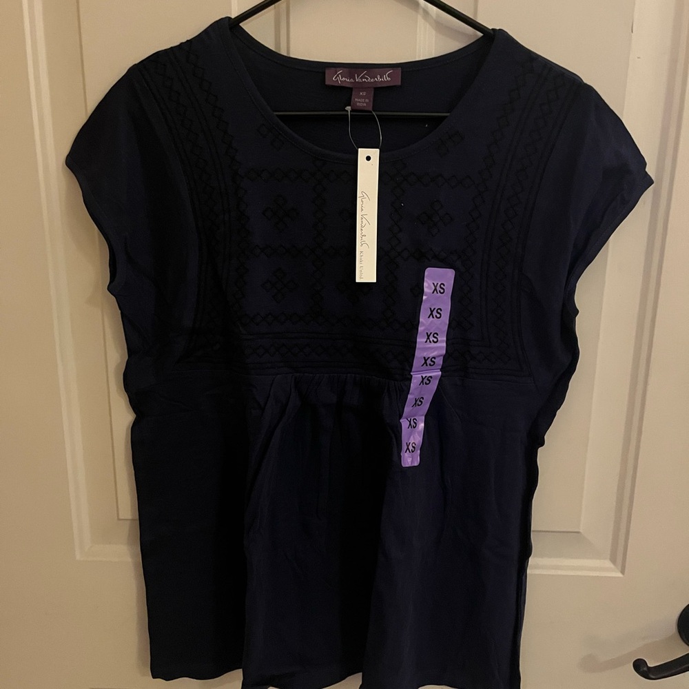 Woman’s Size XS NWT Navy Top